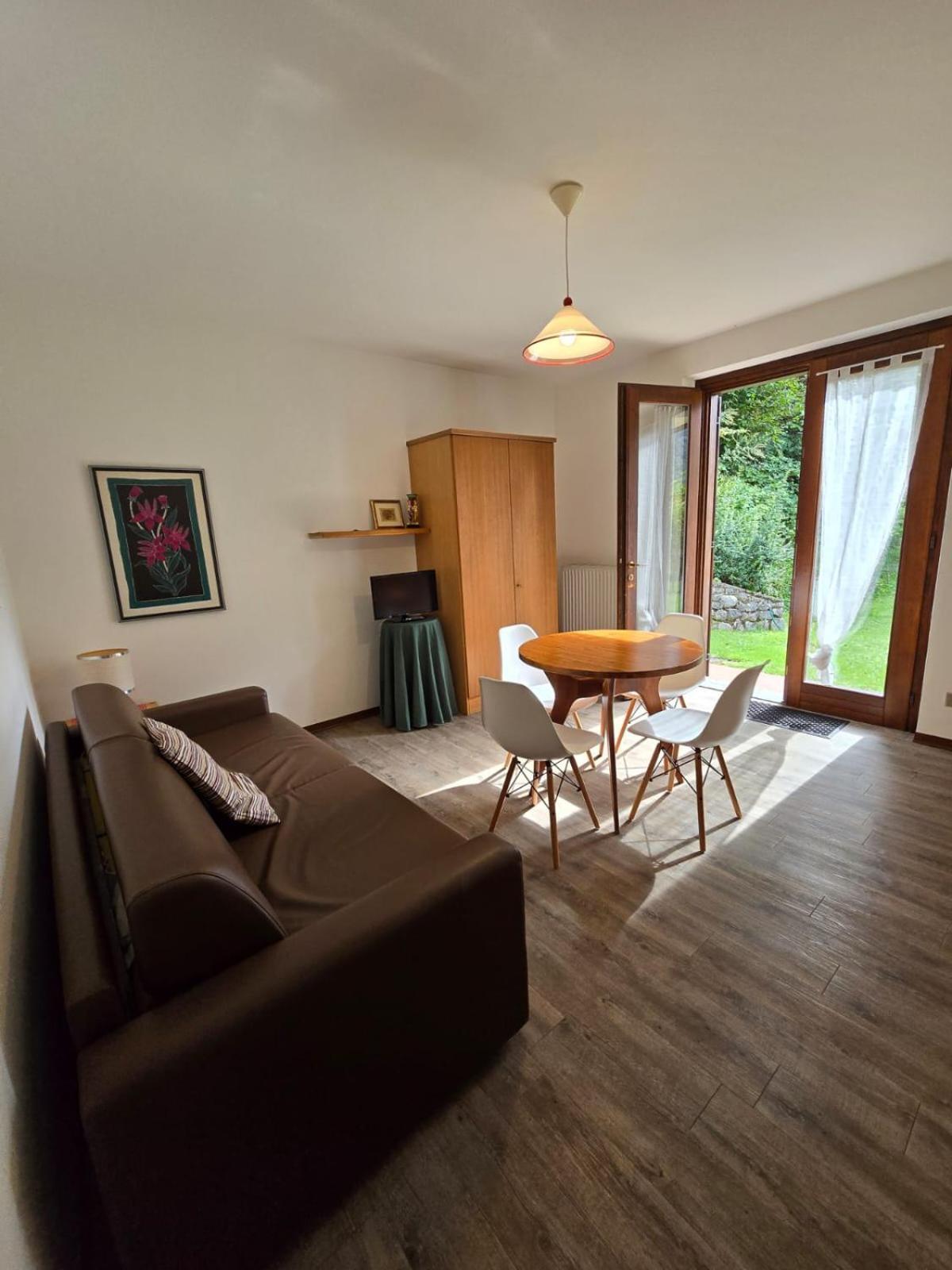 Casa Ornella Apartment Ледро Екстериор снимка