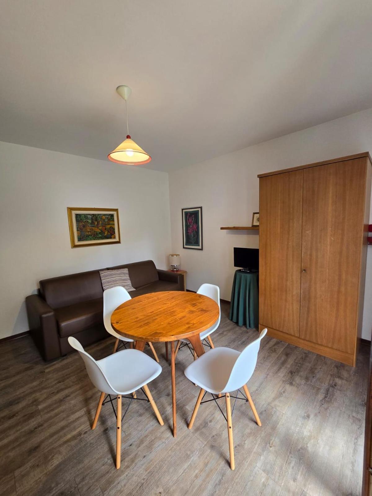 Casa Ornella Apartment Ледро Екстериор снимка