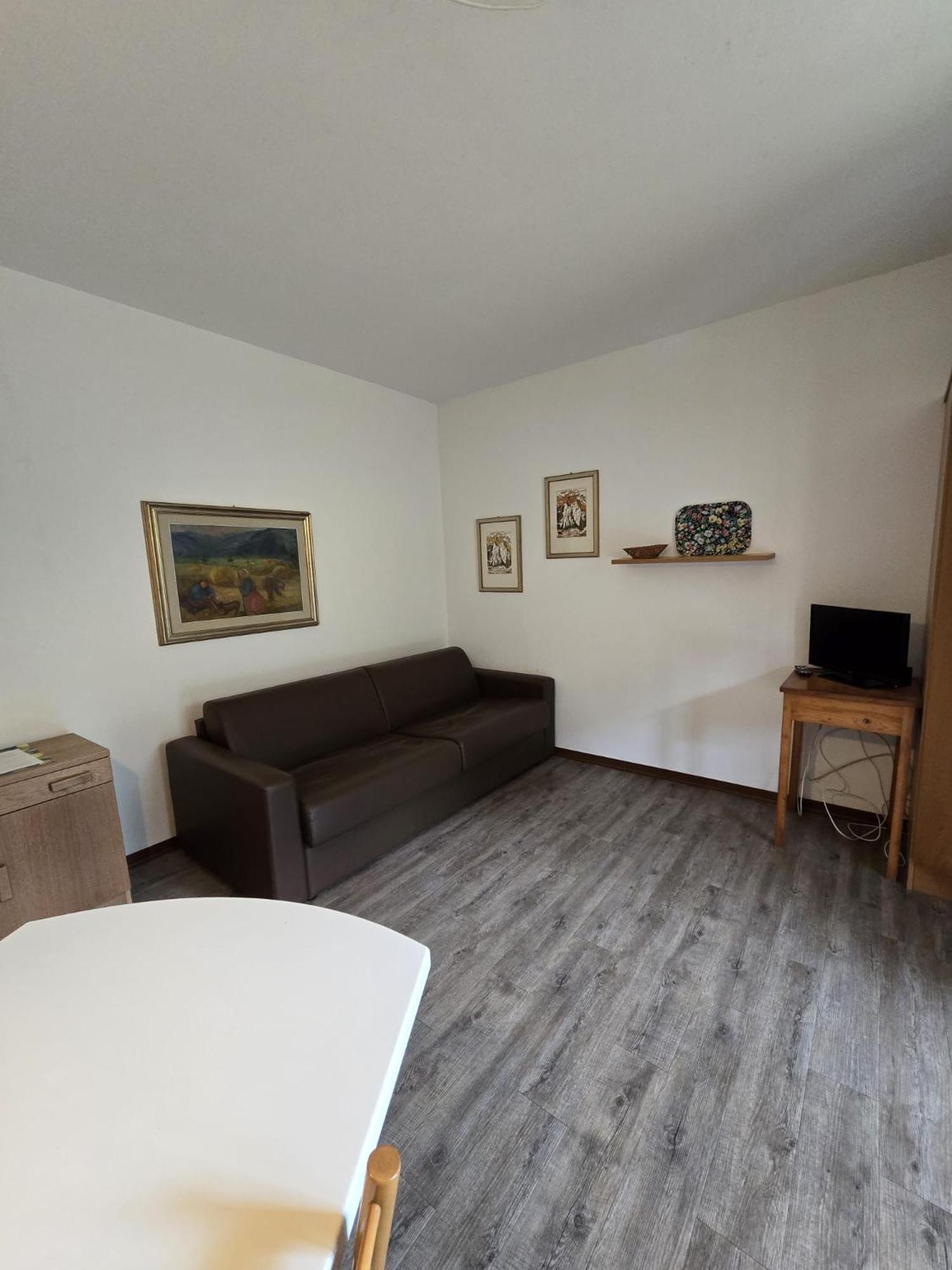 Casa Ornella Apartment Ледро Екстериор снимка