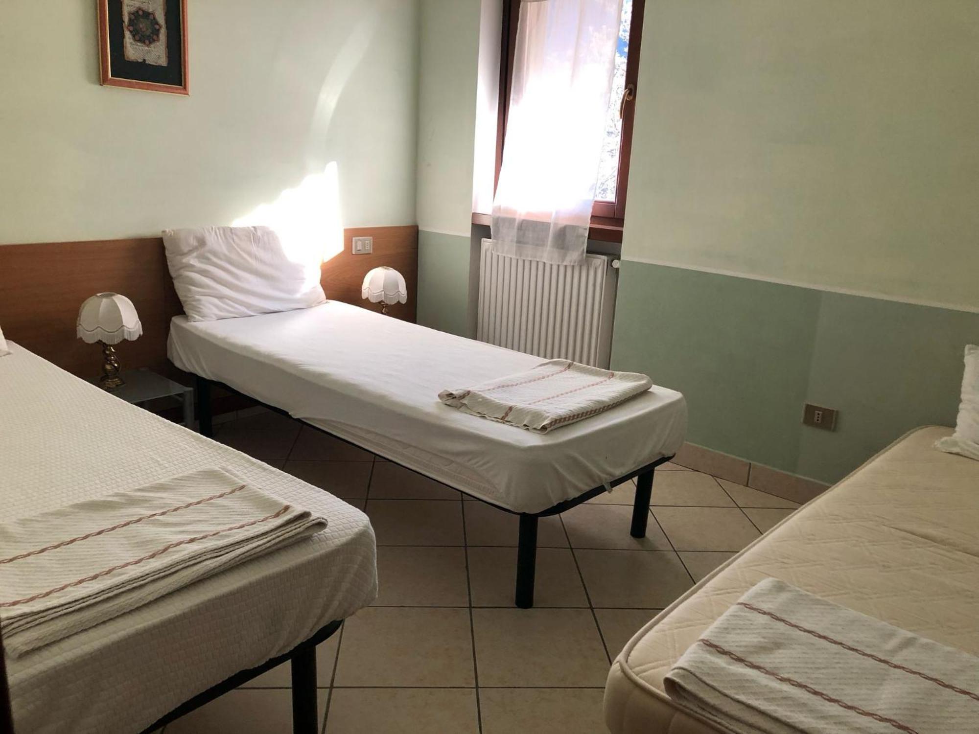 Casa Ornella Apartment Ледро Екстериор снимка